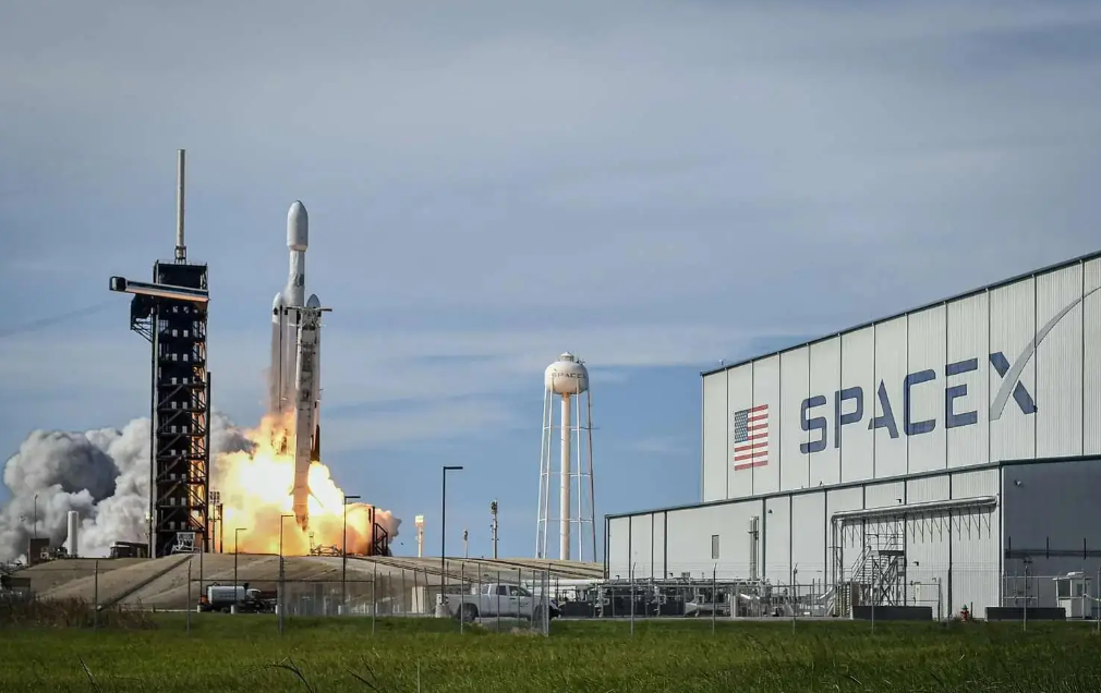 SpaceX成算力租赁巨头