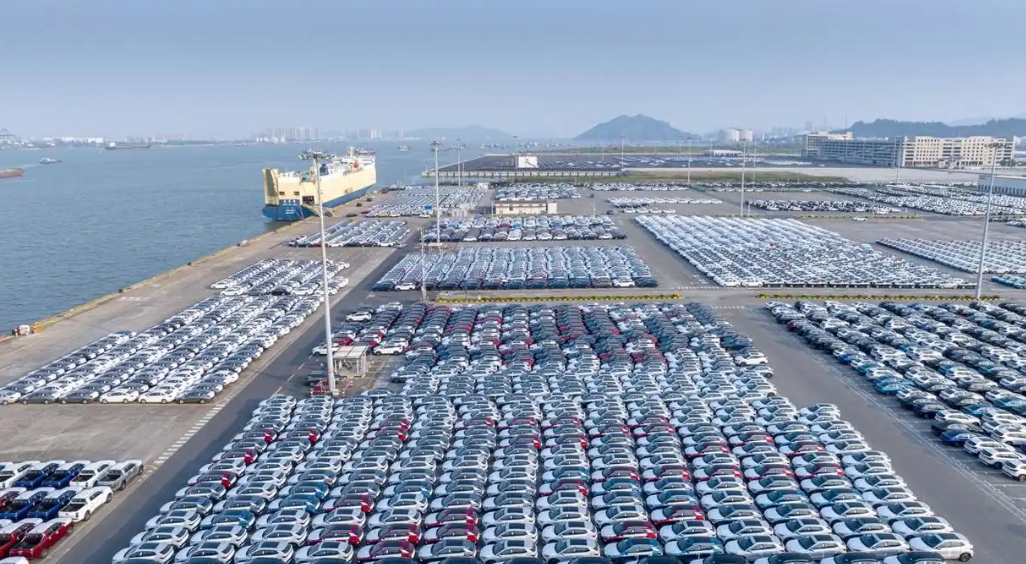 中国车企迎借势出海窗口期